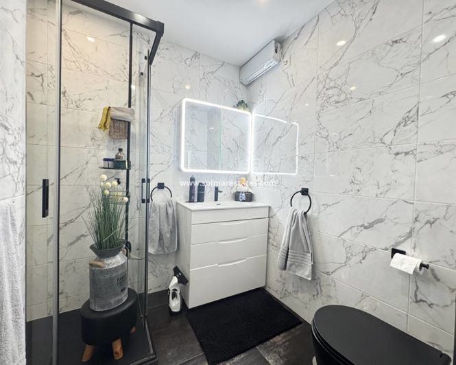 Image No.17-2 Bed Bungalow for sale