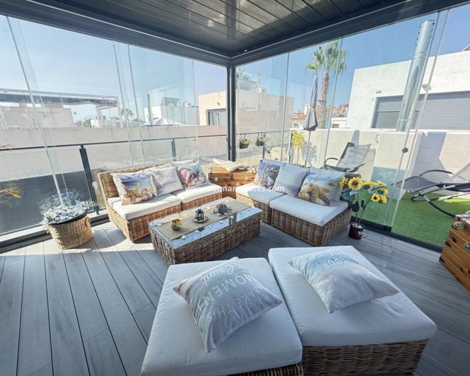 Image No.23-2 Bed Bungalow for sale