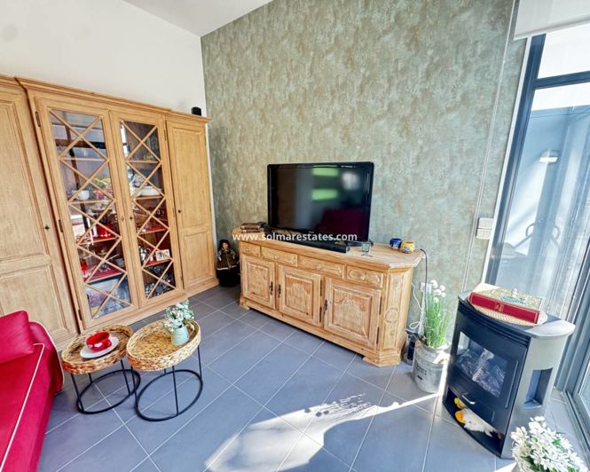 Image No.4-2 Bed Bungalow for sale