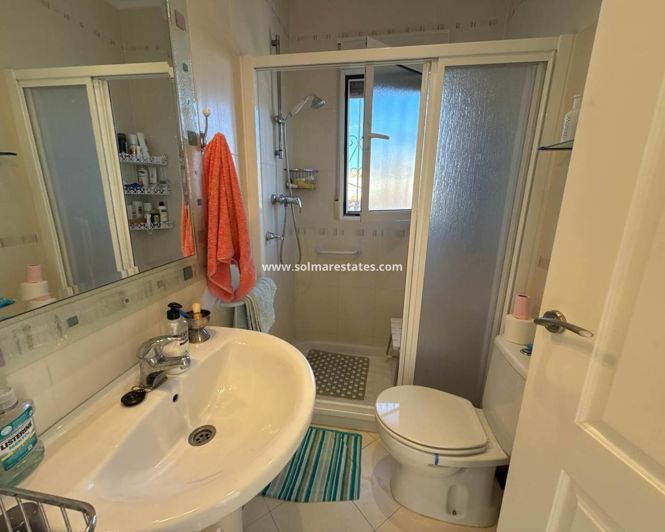 Image No.25-3 Bed Villa for sale