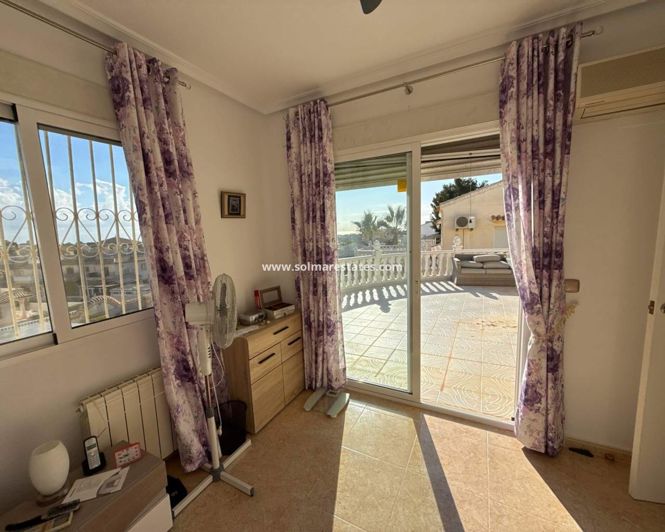 Image No.28-3 Bed Villa for sale