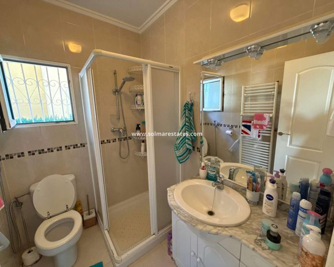 Image No.8-3 Bed Villa for sale