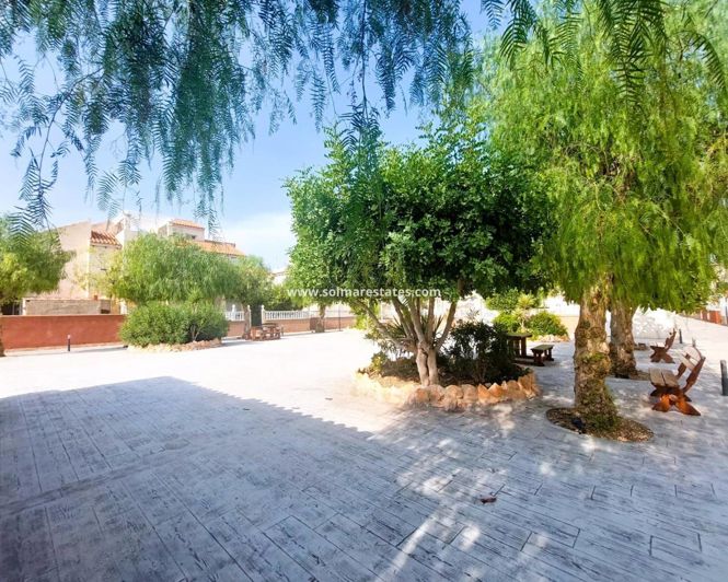 Image No.22-2 Bed Apartment for sale