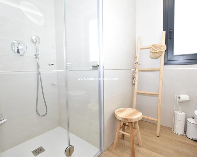 Image No.11-Appartement de 2 chambres à vendre à Los Balcones