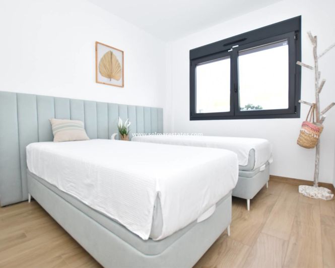 Image No.13-Appartement de 2 chambres à vendre à Los Balcones