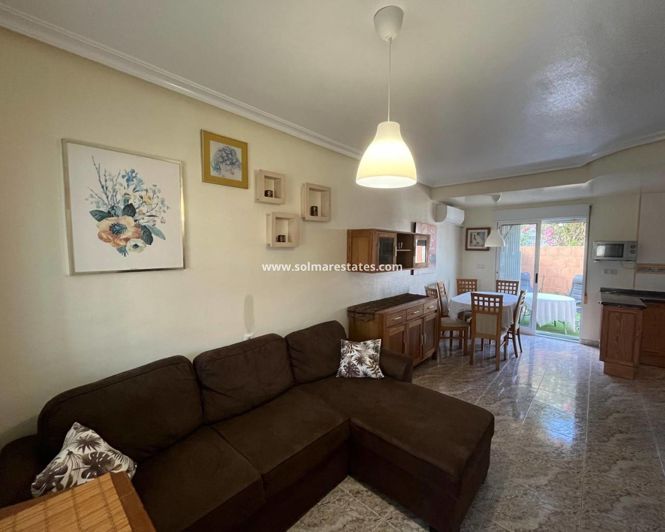 Image No.11-2 Bed Townhouse for sale