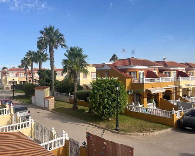 Image No.36-2 Bed Townhouse for sale