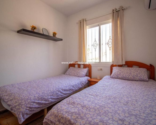 Image No.11-2 Bed Townhouse for sale