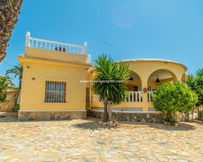 Image No.3-3 Bed Villa for sale