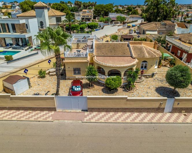 Image No.31-3 Bed Villa for sale