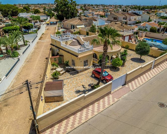 Image No.32-3 Bed Villa for sale