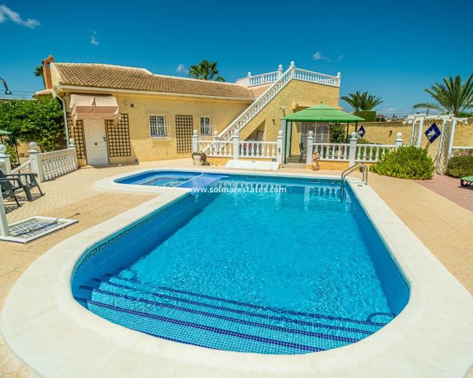 Image No.42-3 Bed Villa for sale