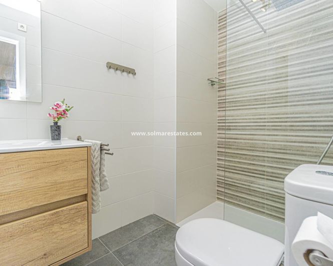 Image No.23-3 Bed Apartment for sale