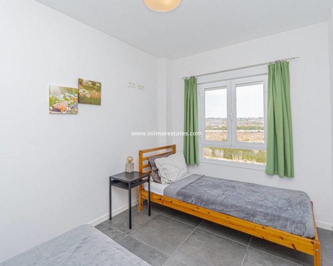 Image No.31-3 Bed Apartment for sale