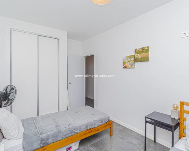 Image No.32-3 Bed Apartment for sale