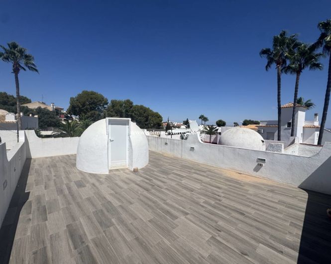 Image No.23-Villa de 2 chambres à vendre à Villamartin