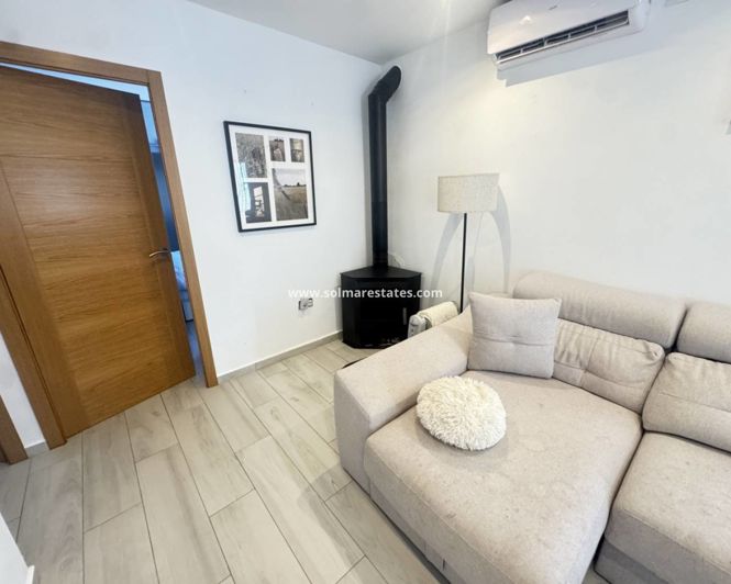 Image No.5-Villa de 2 chambres à vendre à Villamartin