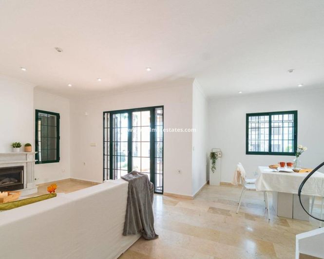 Image No.16-Villa de 3 chambres à vendre à Villamartin