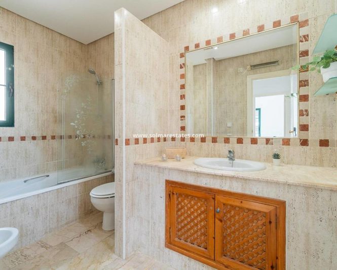 Image No.33-Villa de 3 chambres à vendre à Villamartin