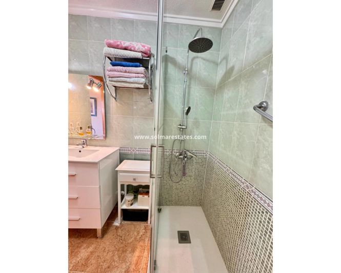 Image No.20-2 Bed Apartment for sale