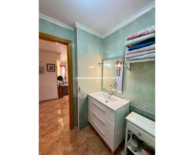 Image No.21-2 Bed Apartment for sale