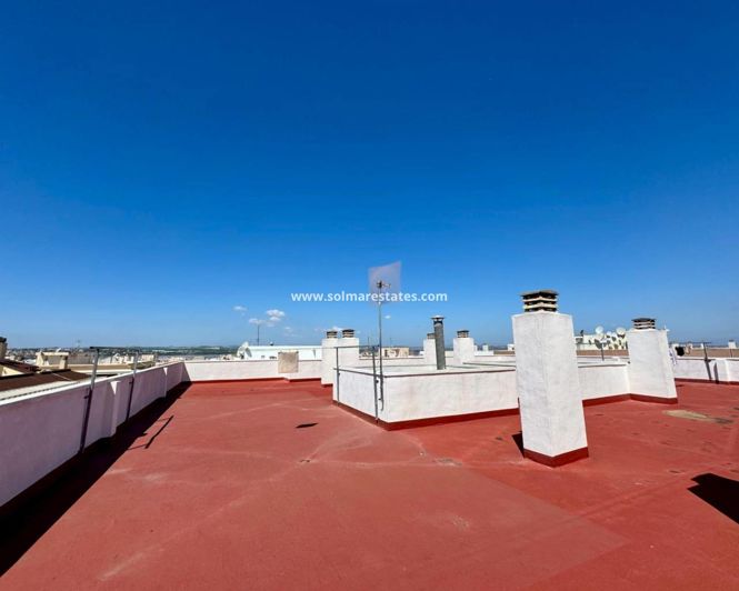 Image No.33-2 Bed Apartment for sale