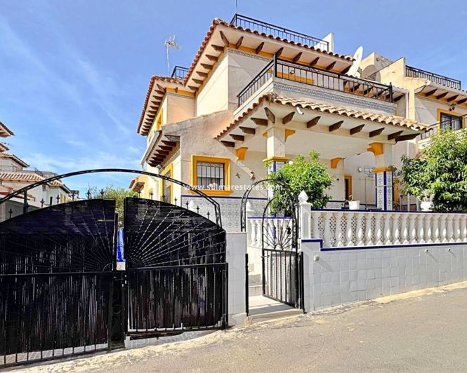 Image No.1-2 Bed Quad for sale