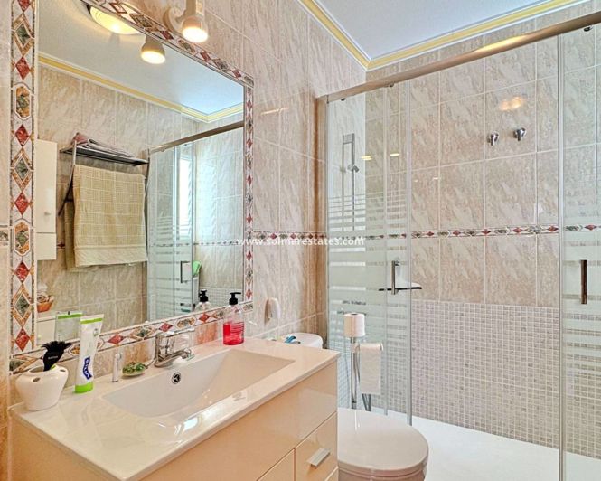 Image No.18-Appartement de 2 chambres à vendre à La Zenia