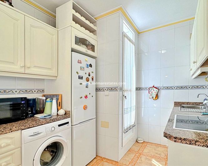 Image No.20-Appartement de 2 chambres à vendre à La Zenia