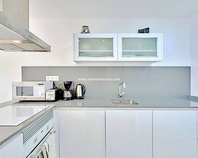 Image No.12-3 Bed Townhouse for sale