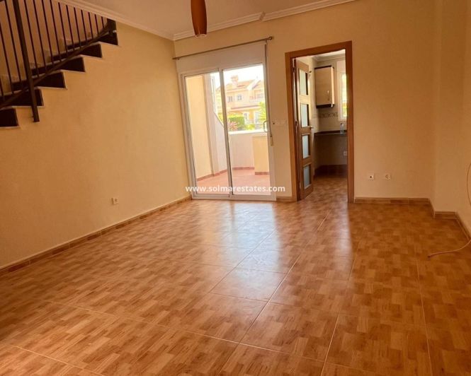 Image No.2-3 Bed Townhouse for sale