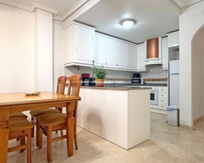 Image No.10-Appartement de 2 chambres à vendre à Villamartin