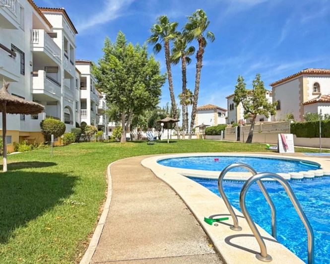 Image No.2-Appartement de 2 chambres à vendre à Villamartin