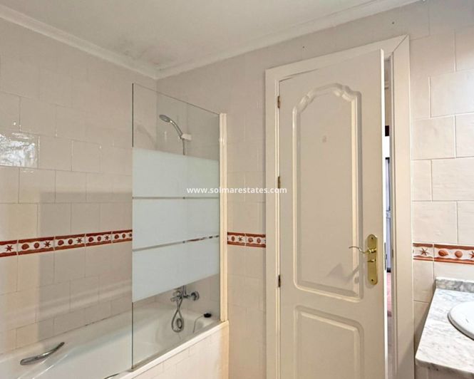 Image No.24-Appartement de 2 chambres à vendre à Villamartin