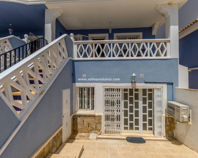 Image No.15-3 Bed Townhouse for sale