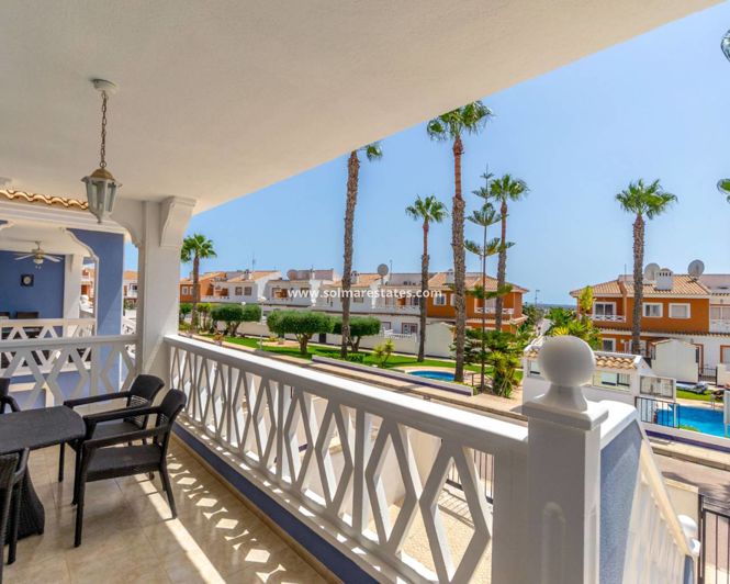 Image No.18-3 Bed Townhouse for sale