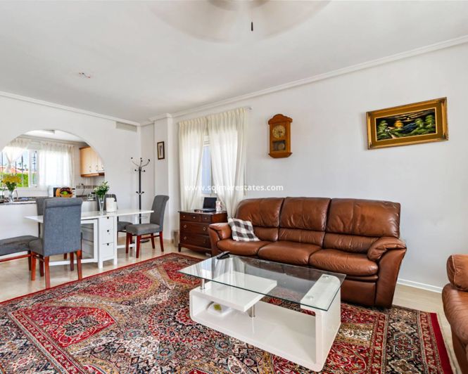 Image No.21-3 Bed Townhouse for sale