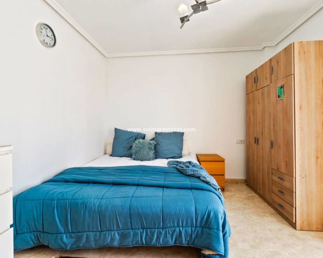 Image No.31-3 Bed Townhouse for sale