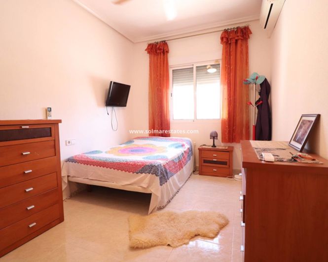 Image No.19-3 Bed Villa for sale