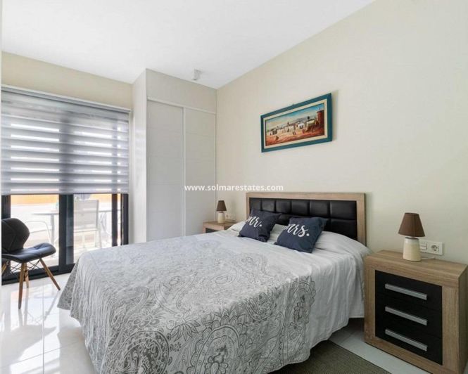 Image No.11-Appartement de 2 chambres à vendre à Los Altos