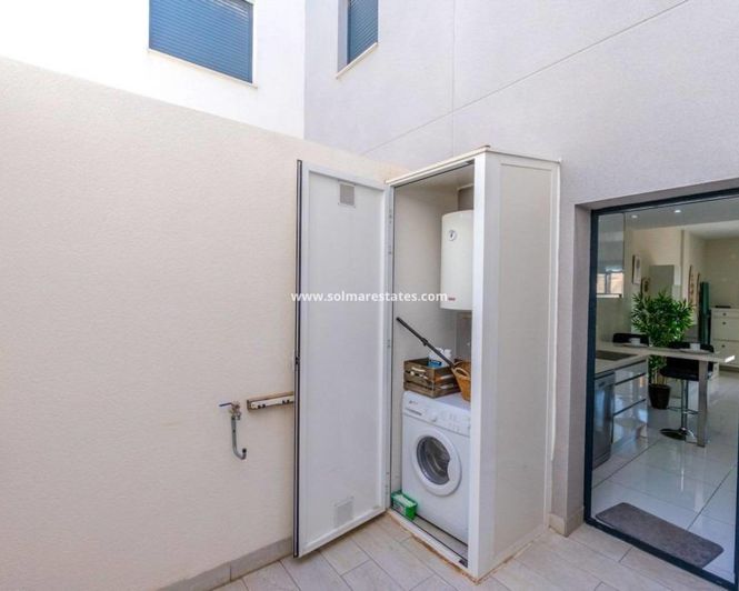 Image No.18-Appartement de 2 chambres à vendre à Los Altos