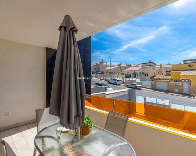 Image No.21-Appartement de 2 chambres à vendre à Los Altos