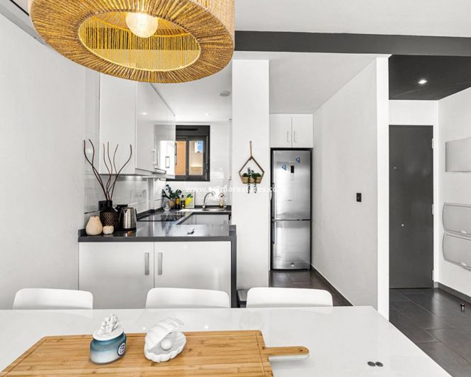 Image No.6-2 Bed Apartment for sale