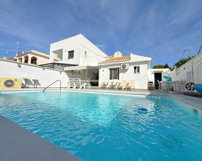 Image No.1-3 Bed House for sale