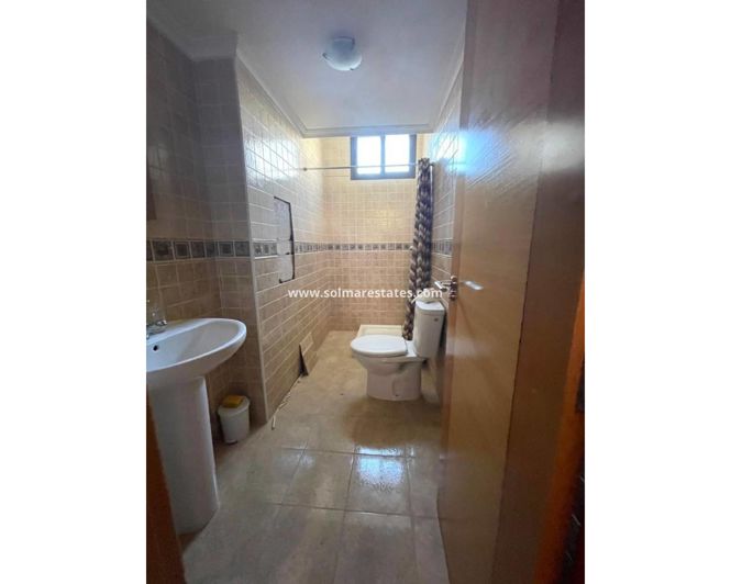 Image No.12-4 Bed Villa for sale