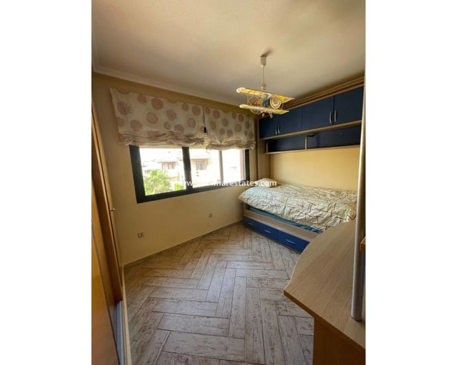 Image No.15-4 Bed Villa for sale