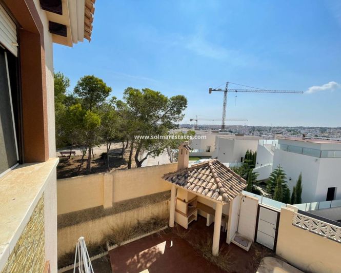 Image No.5-4 Bed Villa for sale