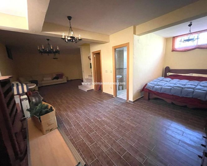 Image No.7-4 Bed Villa for sale