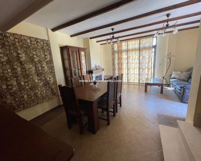 Image No.9-4 Bed Villa for sale