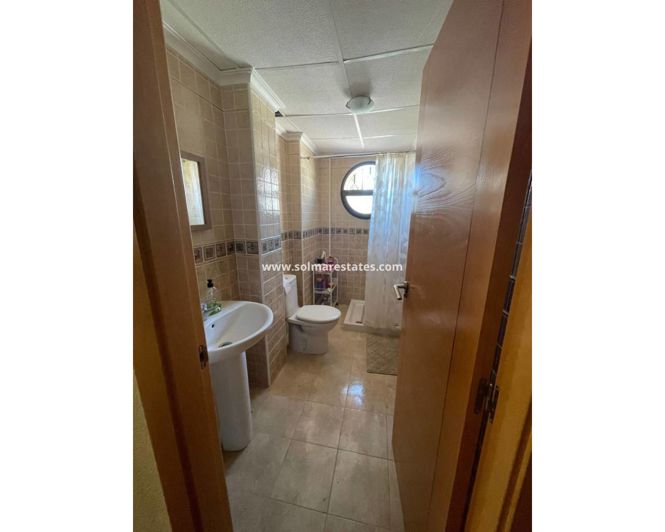 Image No.10-4 Bed Villa for sale